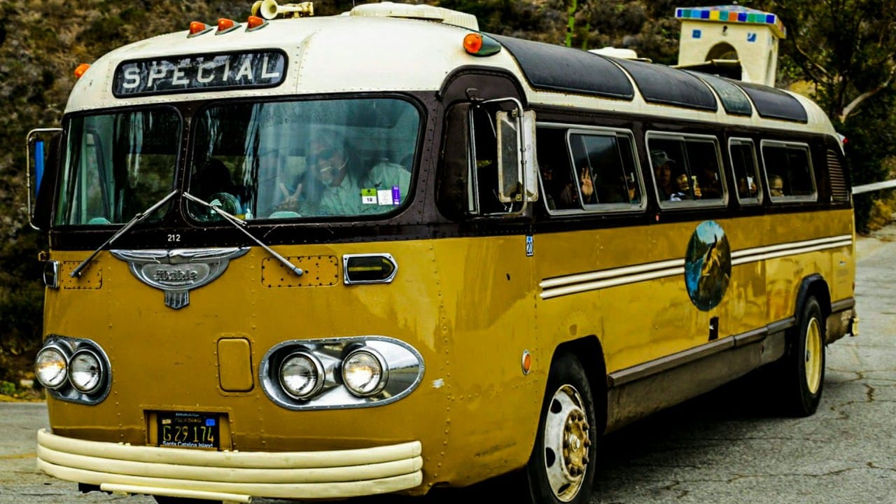 So sollten diese nicht aussehen! (Oldtimer_Bus_Lucia-Lua-Ramirez_unsplash.com)