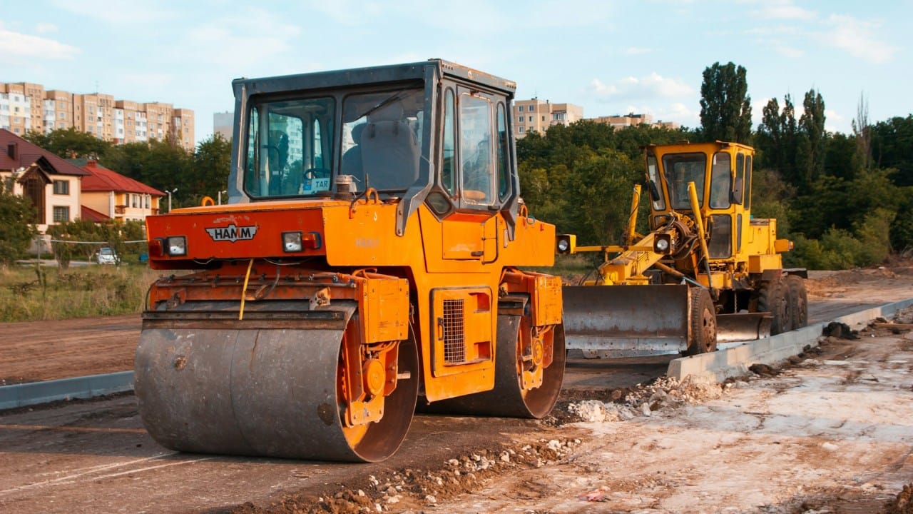 Strassenbau_Foto_Maria Lupana_unsplash.com