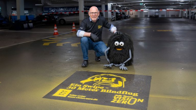 Kein Platz fürs Handy am Steuer!