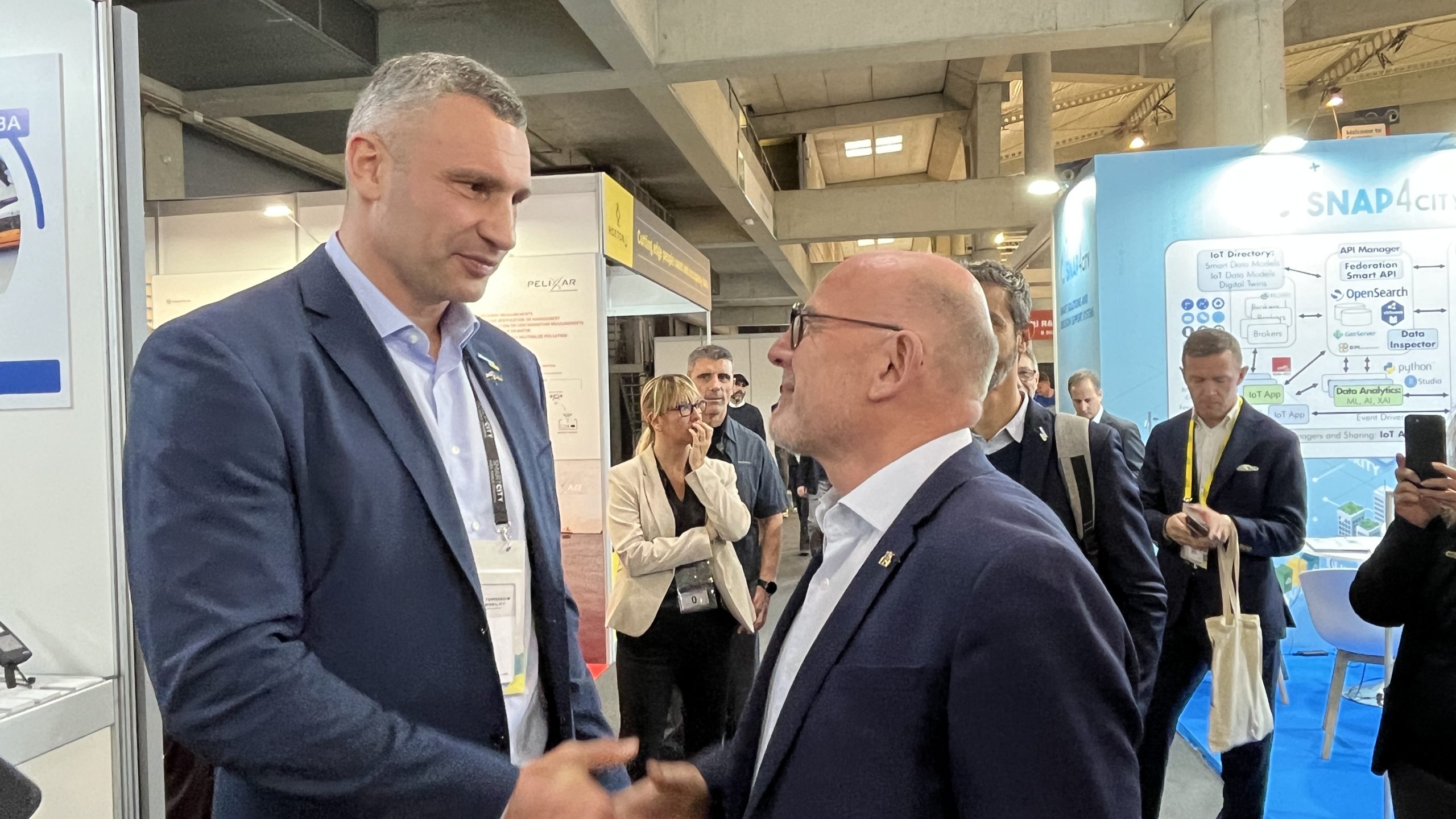 Barcelona Smart City Expo mit Bürgermeister Kiew Vitali Klitschko 2022 Quelle Verkehrsministerium